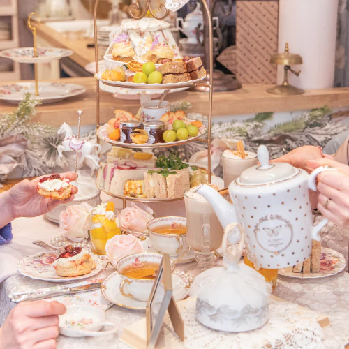 Carte Cadeau - Un Tea Time immersif pour deux - Image 3